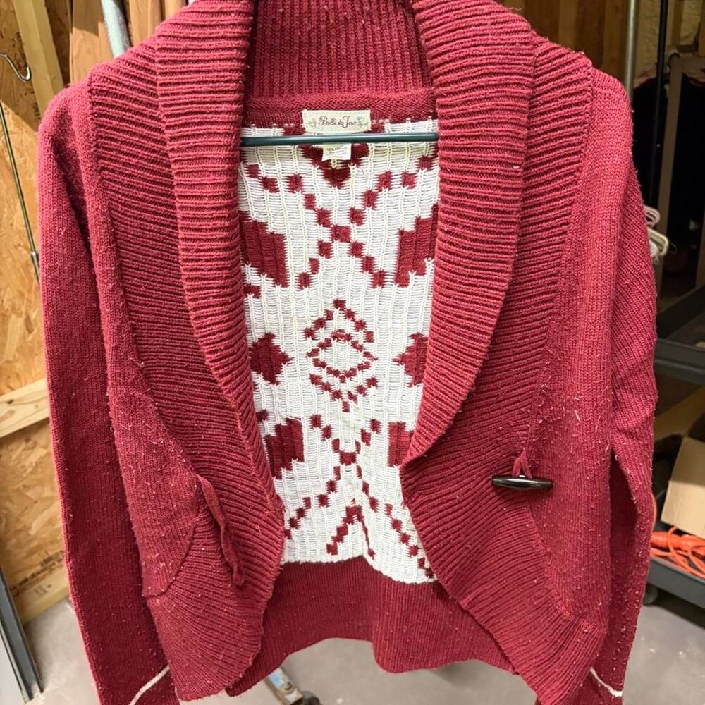 Belle-du-jour Women's Burgundy and Red Cardigan